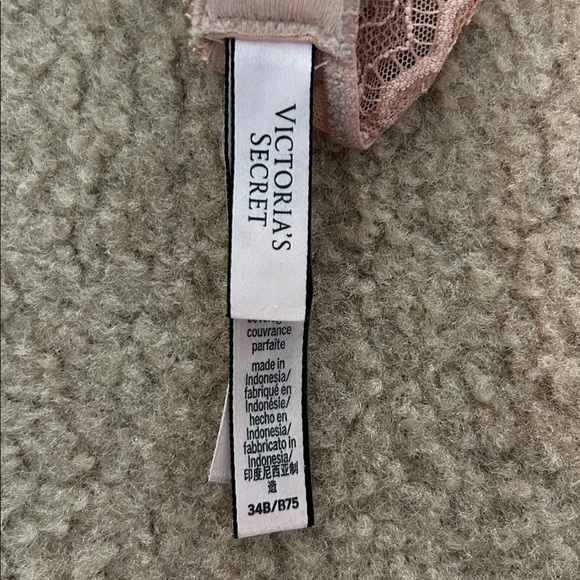 Victoria's Secret Dream Angels Perfect Coverage Bra - Picture 3 of 6